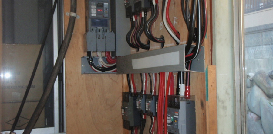 岐阜県海津市T様工場　動力配線改修工事