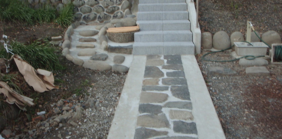 岐阜県海津市I様邸　外構階段改修工事