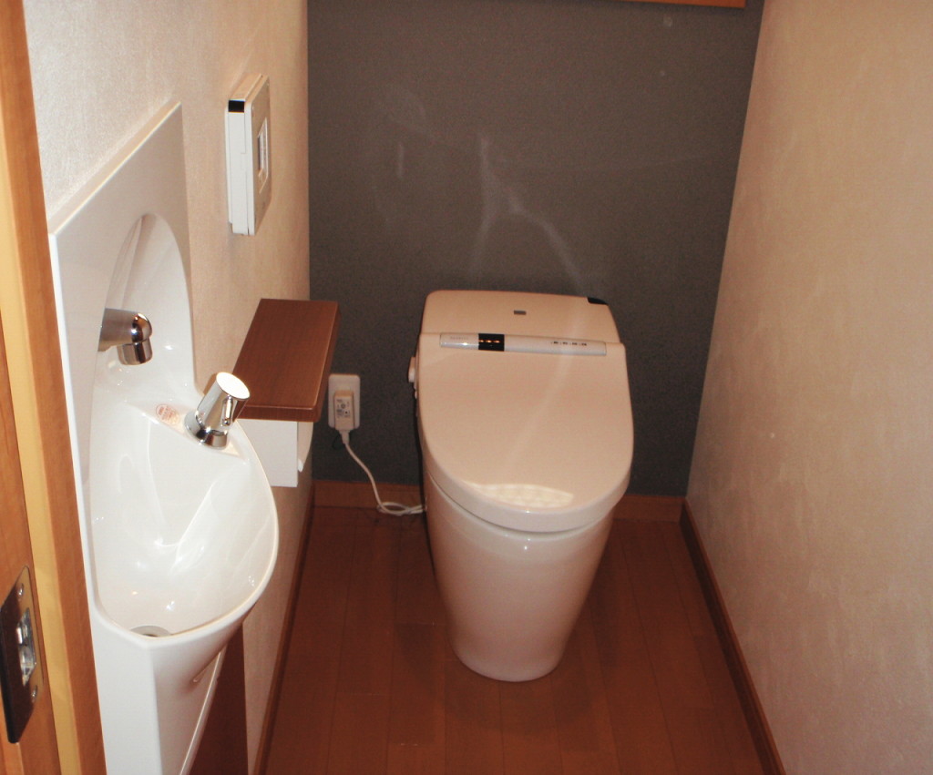 三重県桑名市　新たにトイレ設置工事後